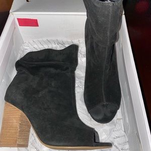 Open to ankle booties